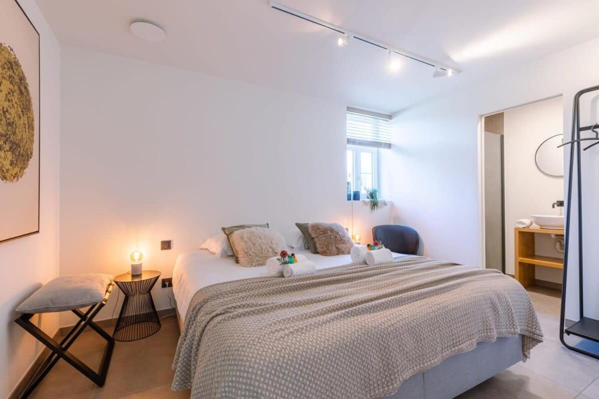 Quick - Charming double room at ranch De Blauwe Zaal Brugge Buitenkant foto